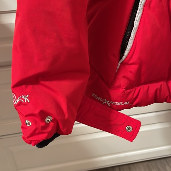 Ski jacket - Picture 3 of 13